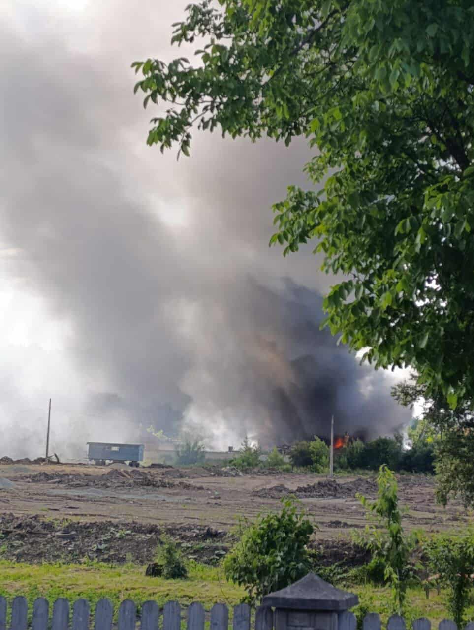 Масштабна пожежа на околиці Франківська: що відомо (ФОТО, ВІДЕО, ОНОВЛЮЄТЬСЯ)