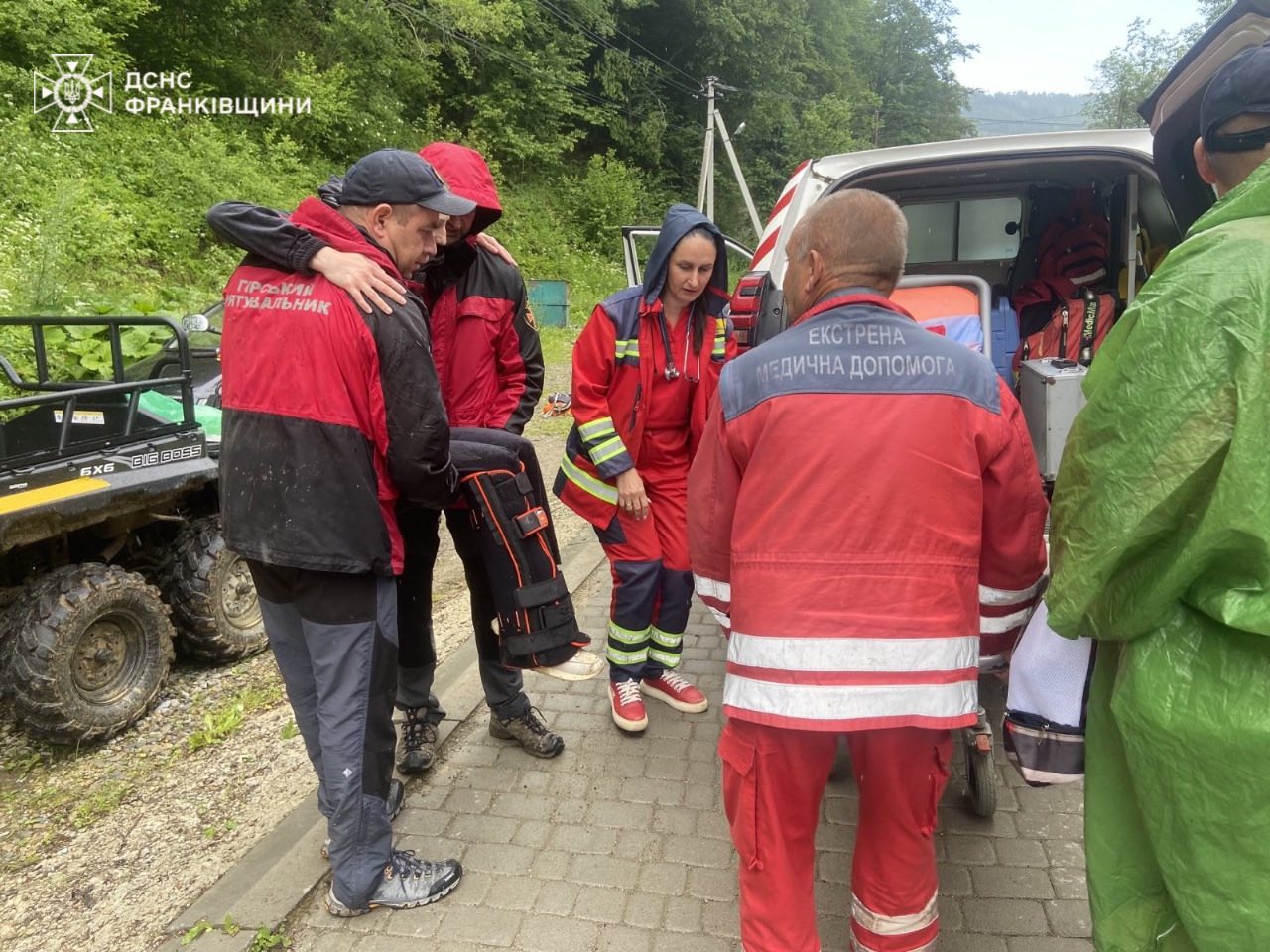 На Явірнику рятувальники допомогли травмованій туристці