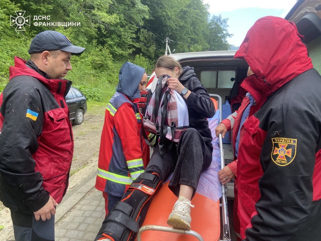 На Явірнику рятувальники допомогли травмованій туристці