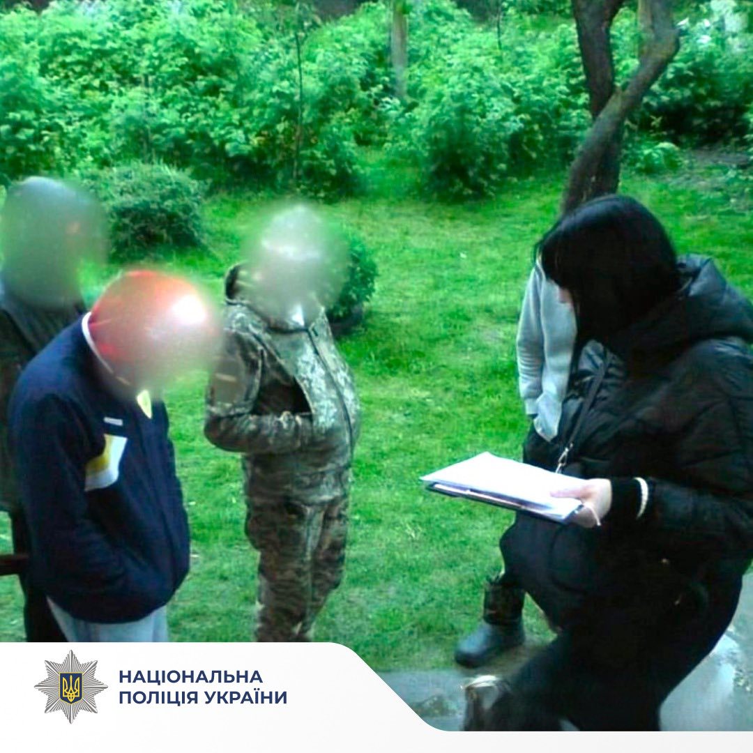 На Надвірнянщині “на гарячому” затримали двох чоловіків за торгівлю канабісом (ФОТО)