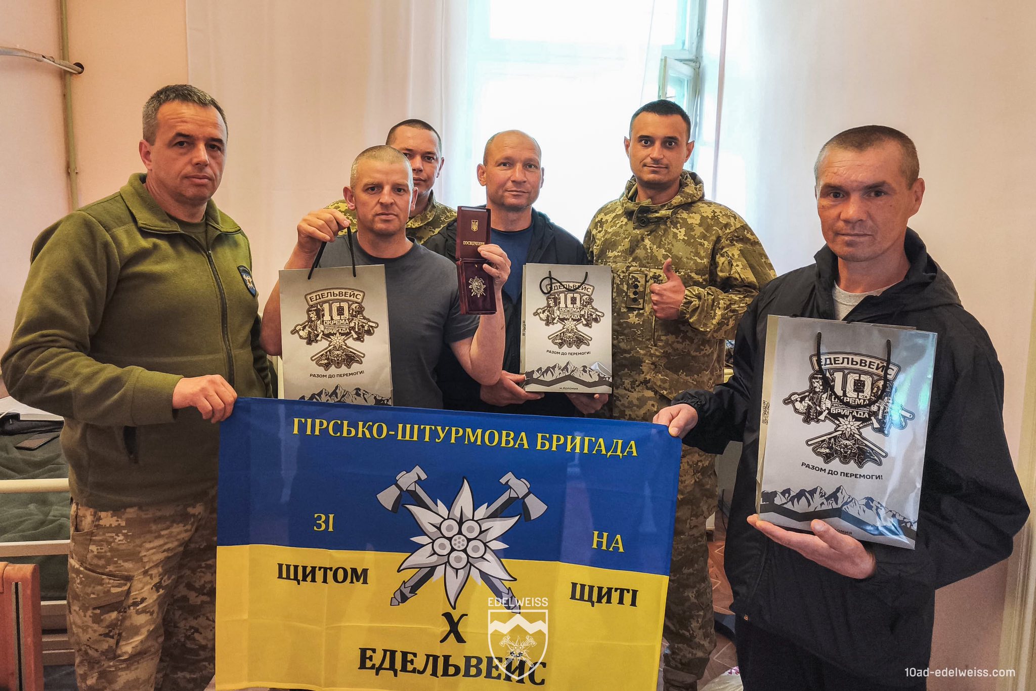 З полону повернулися дев’ятеро бійців “десятки” (ФОТО)