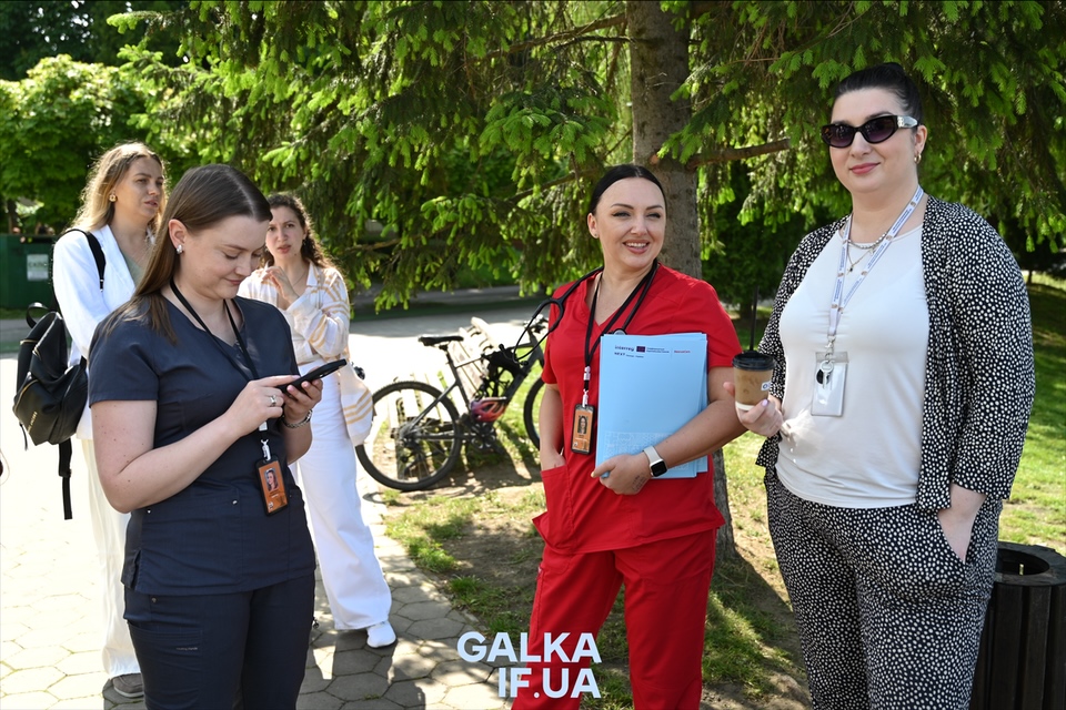 Освітній пікнік біля озера: франківських школярів вчили, як діяти під час надзвичайних ситуацій (ФОТО)