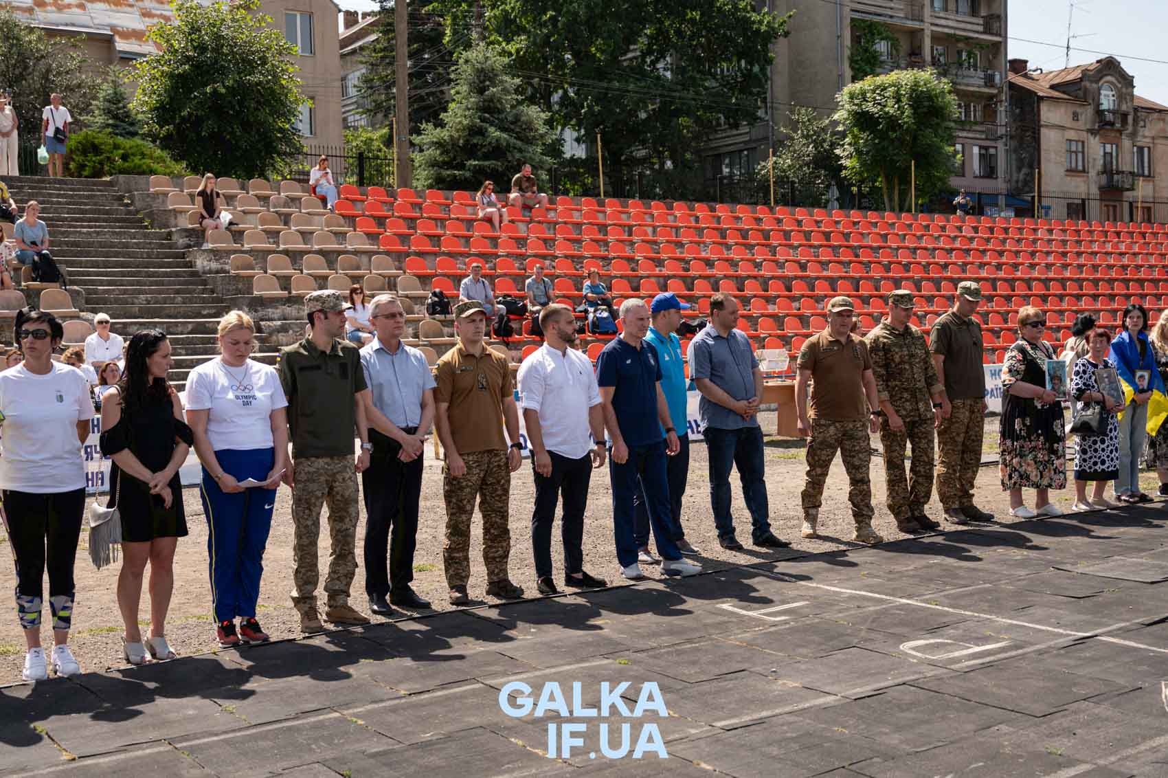 Спорт, руханки та лотереї: як у Франківську пройшов Олімпійський день (ФОТО)