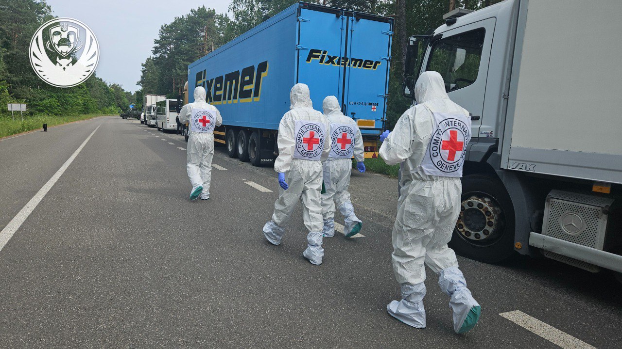 В Україну повернули тіла 1212 загиблих воїнів