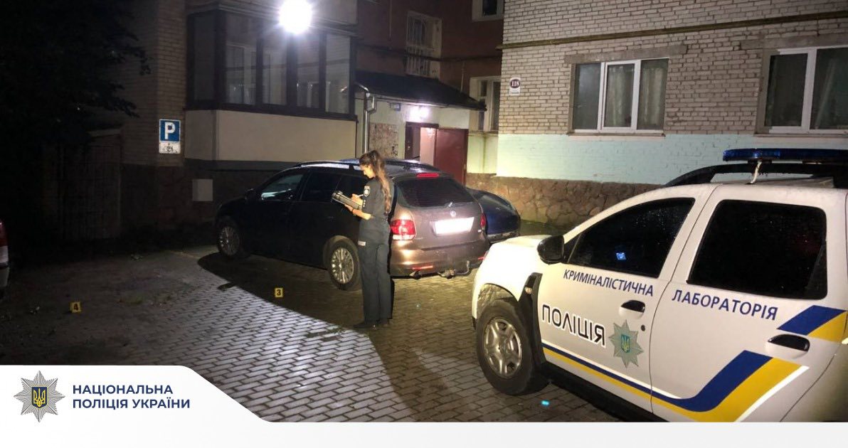 У Франківську молодики викрали дві машини: їх затримали після погоні (ФОТО)