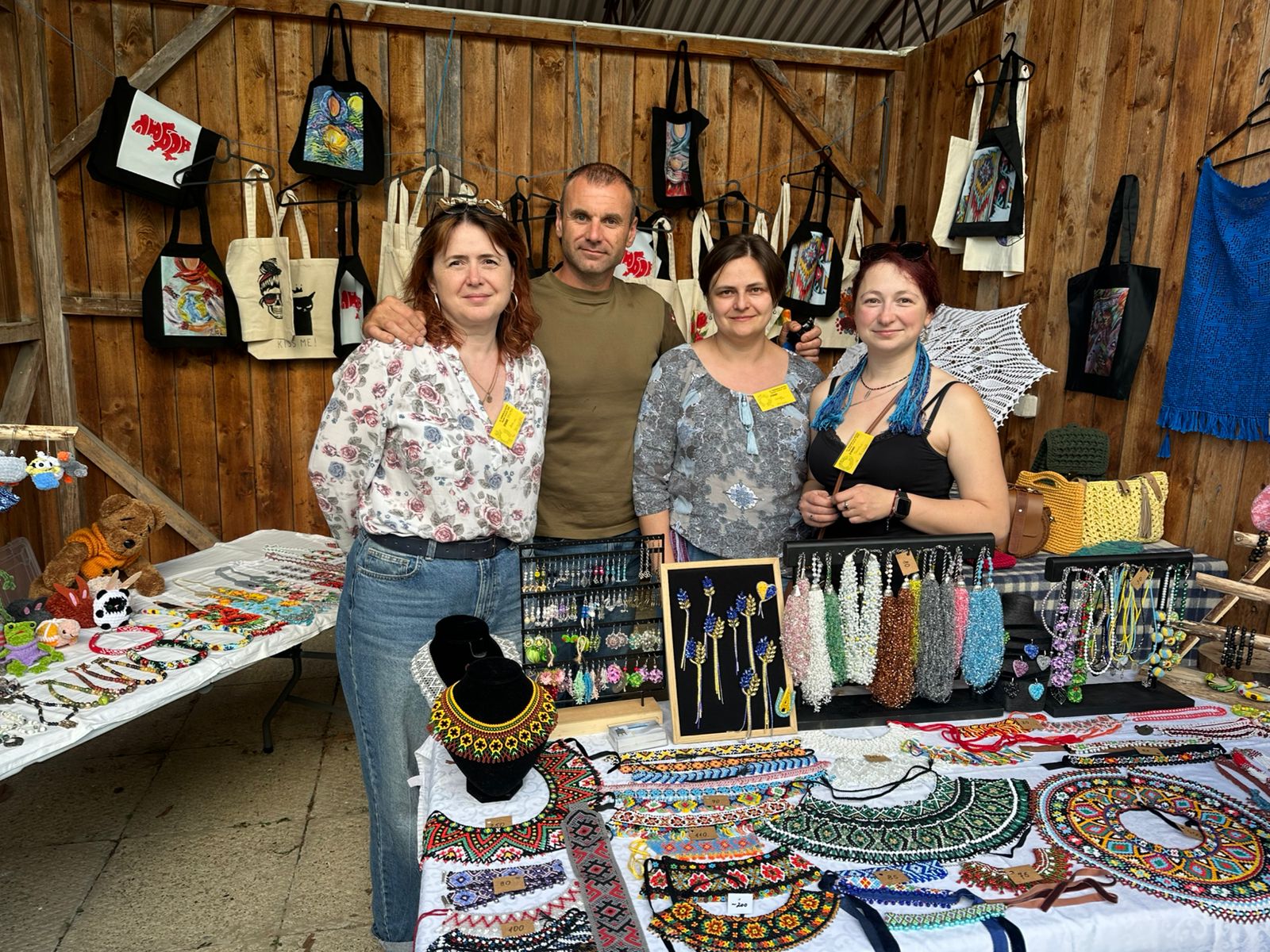 Франківці зібрали майже 47 тисяч гривень на дрони для ЗСУ на Лемківській Ватрі в Польщі (ФОТО)