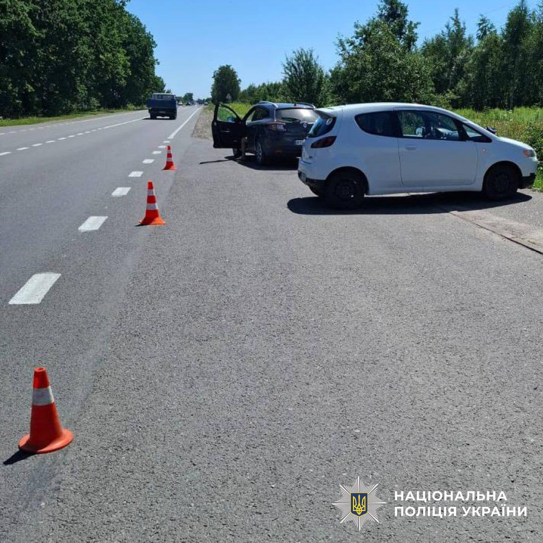 У Чукалівці водійка Mitsubishi збила пенсіонерку на пішохідному переході (ФОТО)