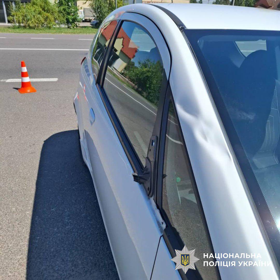 У Чукалівці водійка Mitsubishi збила пенсіонерку на пішохідному переході (ФОТО)