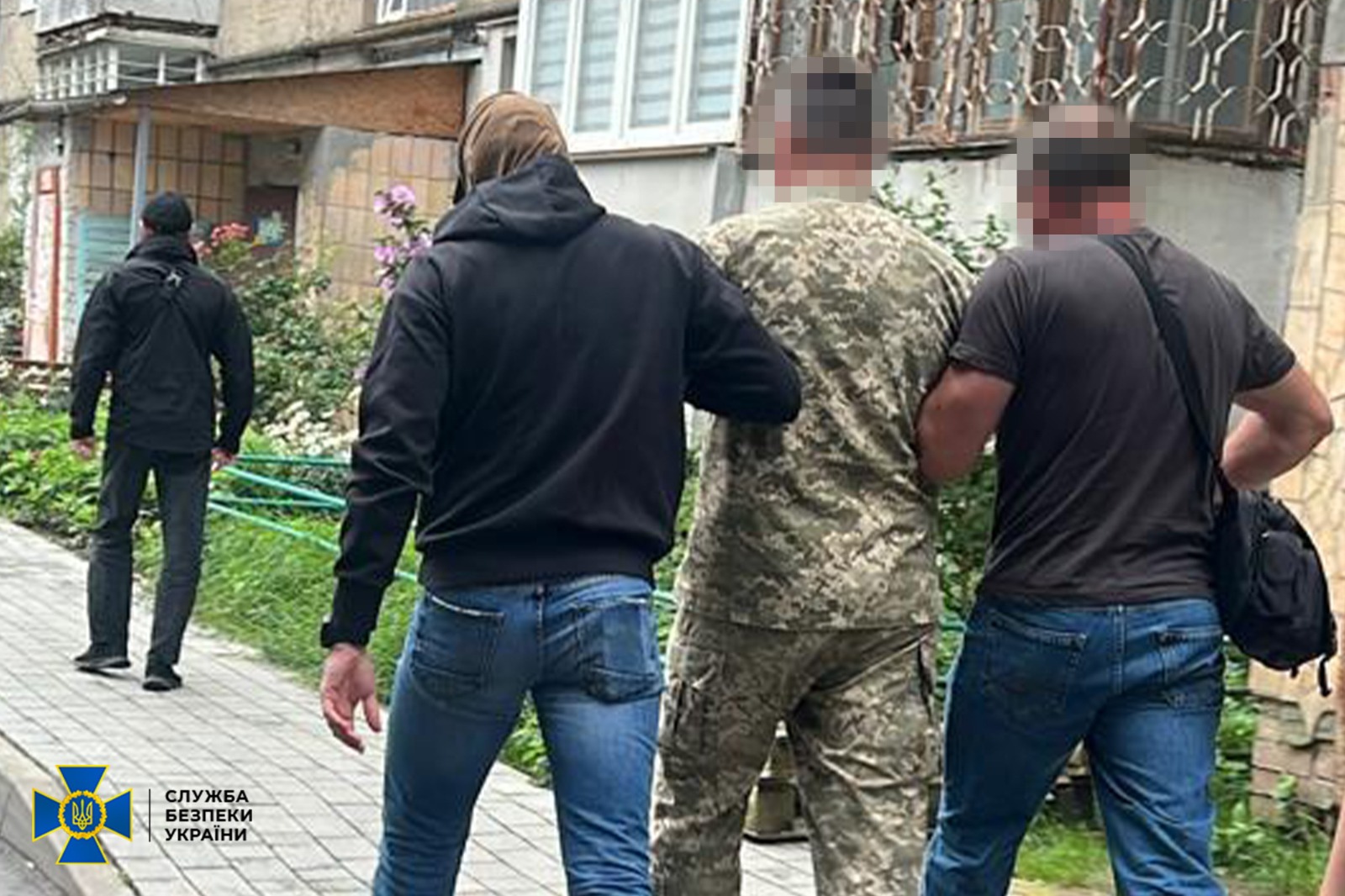 Франківська СБУ затримала зрадника серед льотчиків ЗСУ, який готував для росіян удари по F-16 та Mirage 2000 (ФОТО, ВІДЕО)