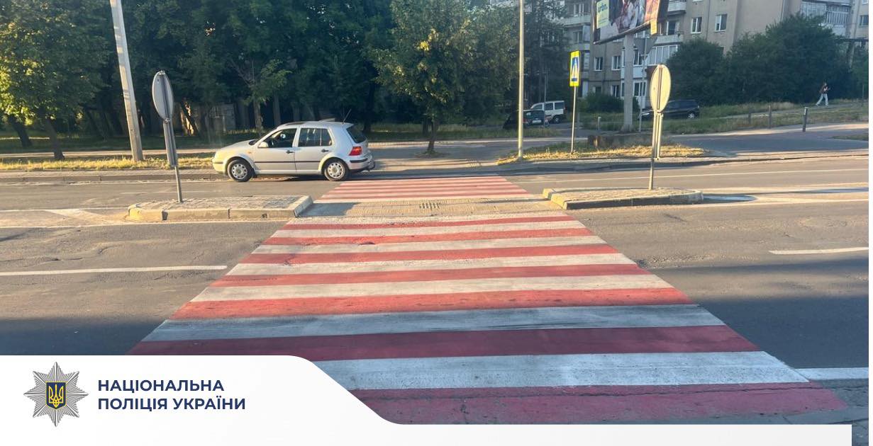 У Франківську водій збив 10-річного хлопчика на пішохідному переході (ФОТО З МІСЦЯ)