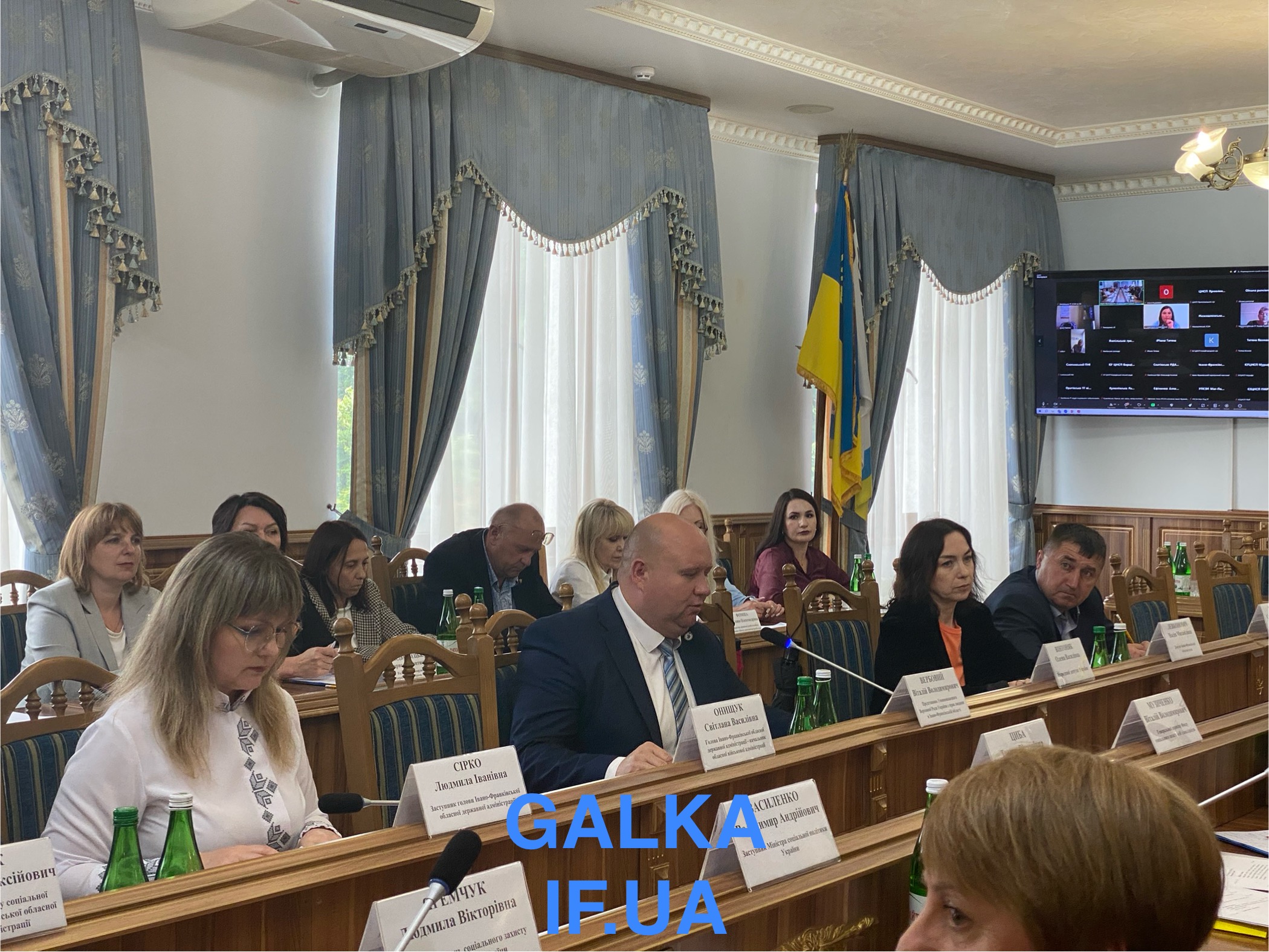 Соціальні послуги замість виплат: як змінюється соціальна політика на Прикарпатті (ФОТО)