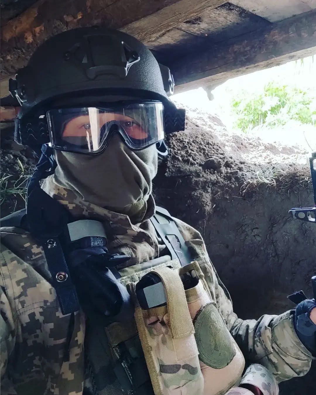 «Я відчуваю – він повернеться, і кохання переможе війну»: історія пошуків Петра Білоуса, який понад два роки є зниклим безвісти (ФОТО)