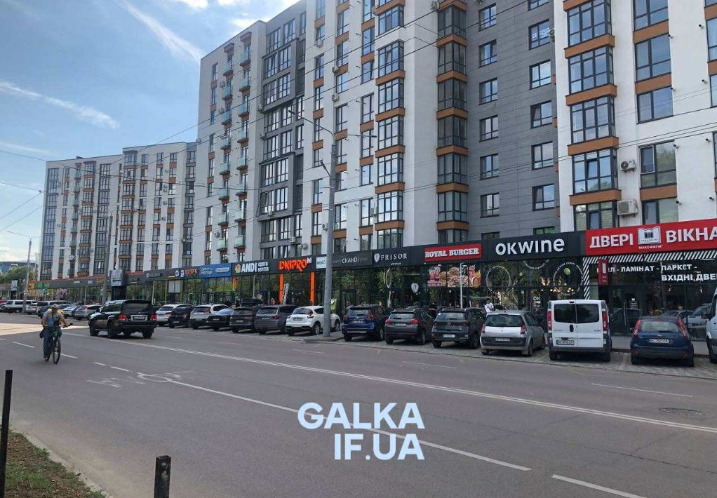 На Мазепи буде ще одна платна парковка — біля “Липок”