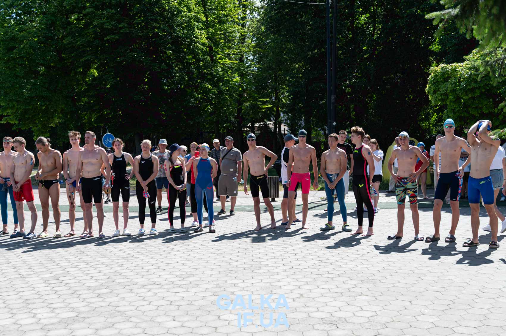 Замість моря — озеро: Франківськ вчетверте приймає чемпіонат України з плавання на відкритій воді (ФОТОРЕПОРТАЖ)
