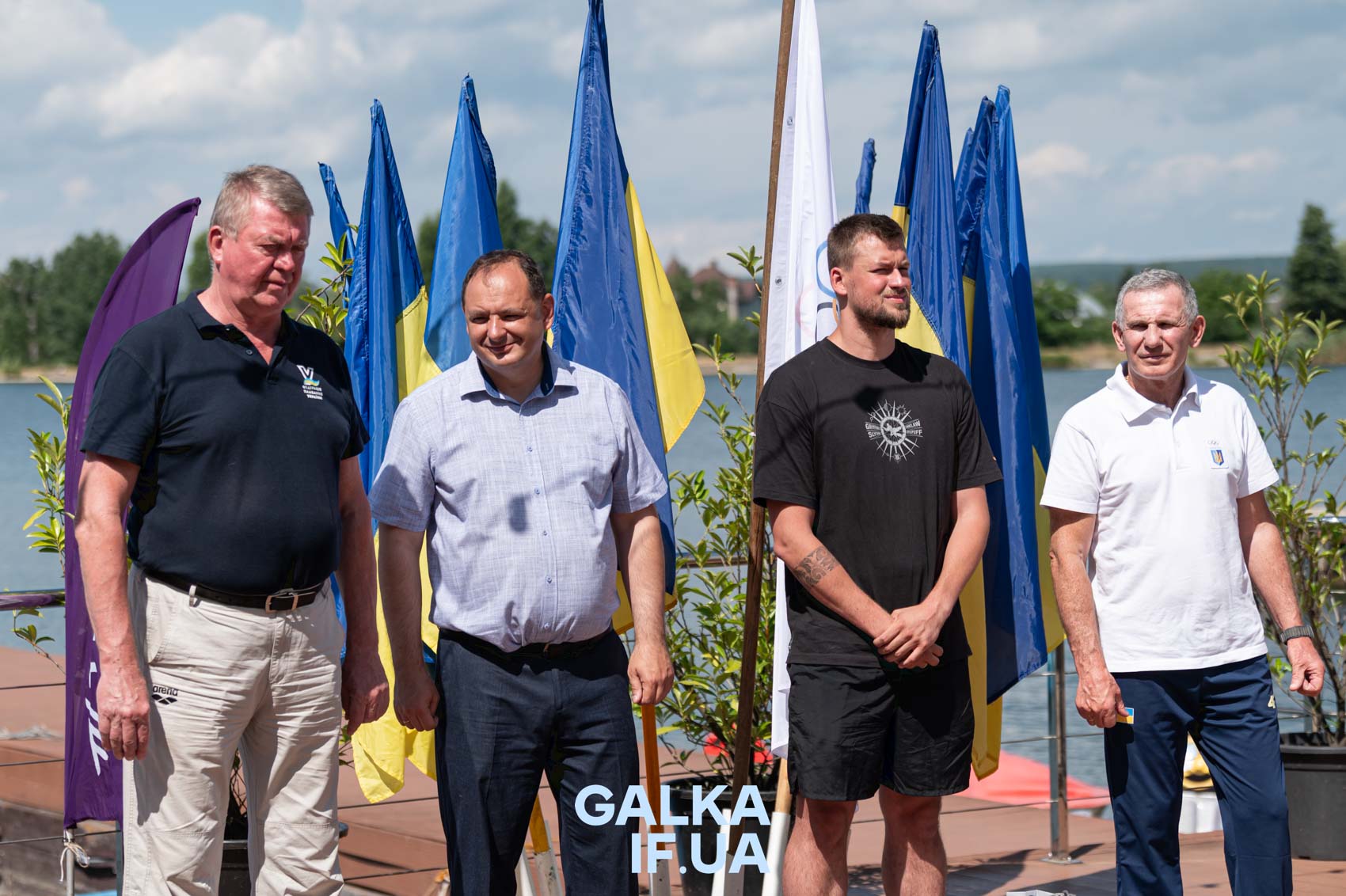 Замість моря — озеро: Франківськ вчетверте приймає чемпіонат України з плавання на відкритій воді (ФОТОРЕПОРТАЖ)