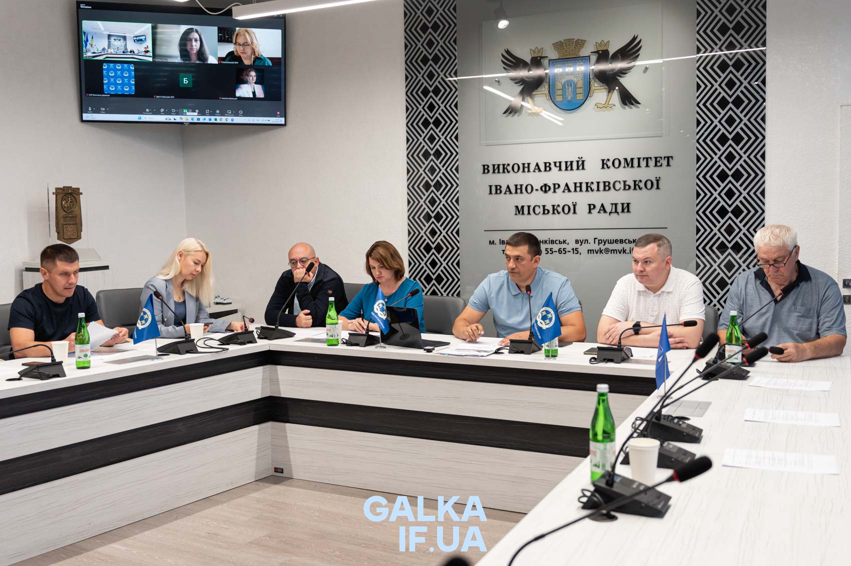 На Франківщині менше громад матимуть ліцеї, ніж на Львівщині, попри вищу завантаженість — АМУ