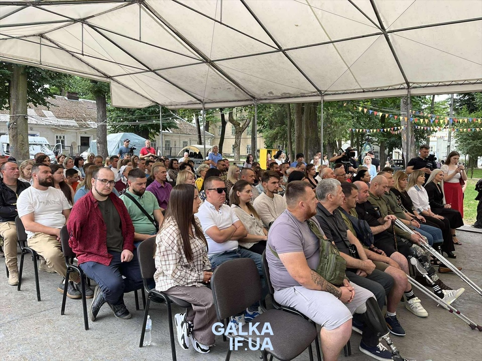 В Івано-Франківську 43 військовослужбовцям вручили сертифікати на житло (ФОТО)