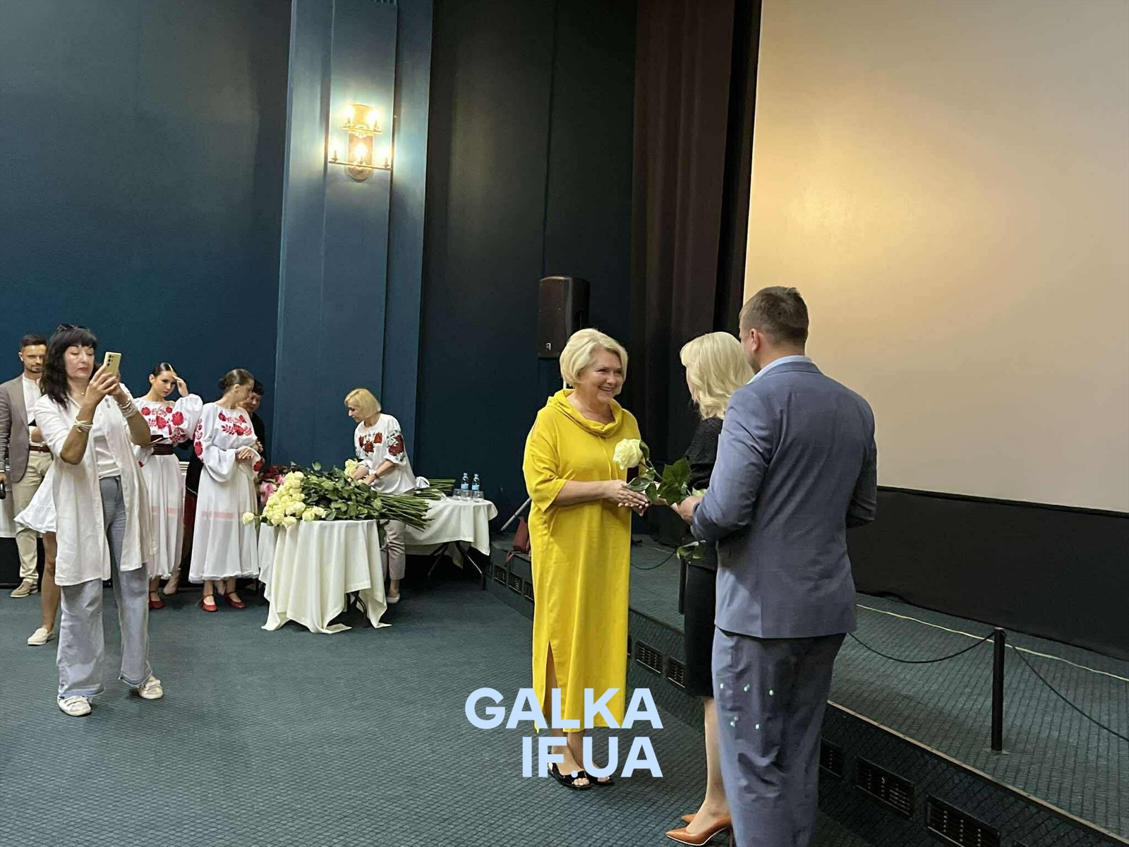 До Дня медичного працівника у Франківську нагородили десятки медиків (ФОТО)
