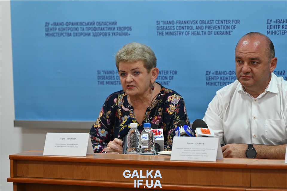 Половина немовлят на Прикарпатті вчасно не отримують щеплення від гепатиту B — ОЦПКХ