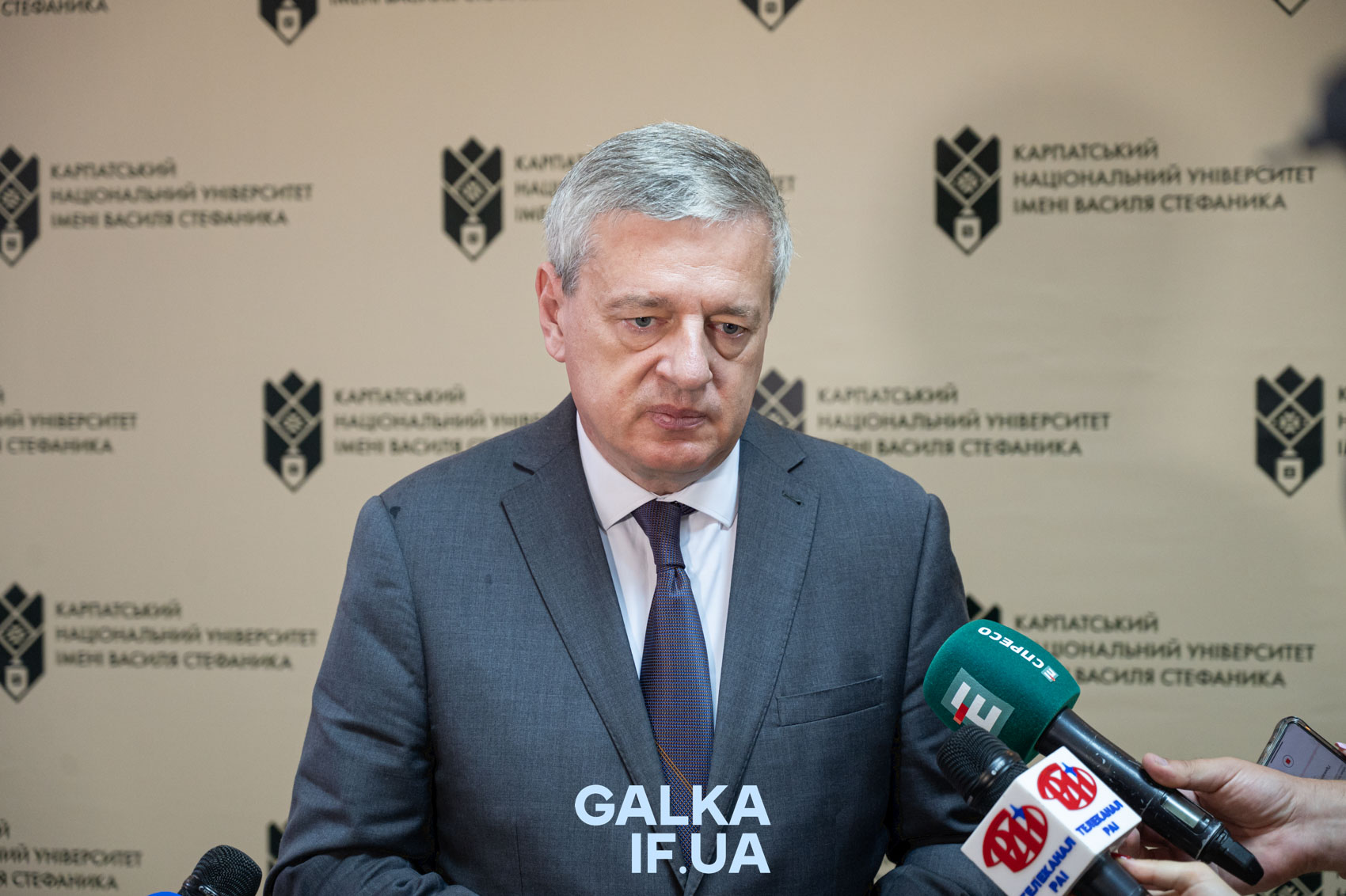 ПНУ чи КНУВС?: незабаром Прикарпатський університет офіційно стане Карпатським (ФОТО)