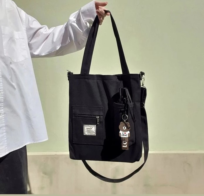 black-shopper-with-freebie Чорний шопер з дармовисом