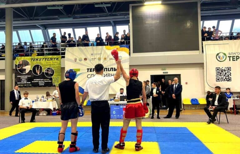 Арсеній Лебедєв з Франківська став чотирикратним чемпіоном України з кікбоксингу (ФОТО)